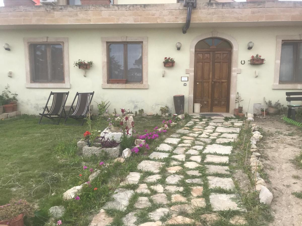 Villa Radiosa Gravina in Puglia Exterior foto