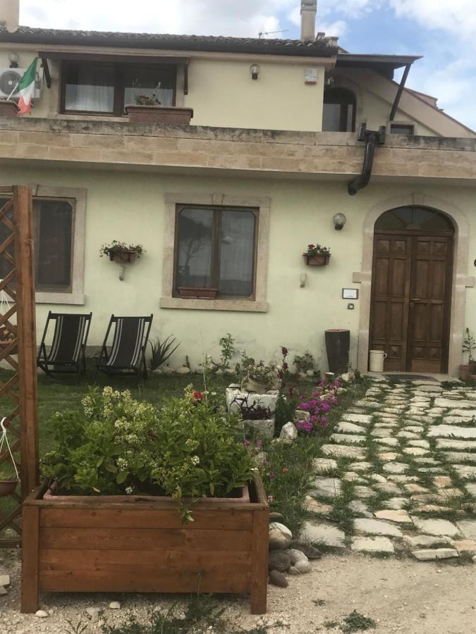 Villa Radiosa Gravina in Puglia Exterior foto